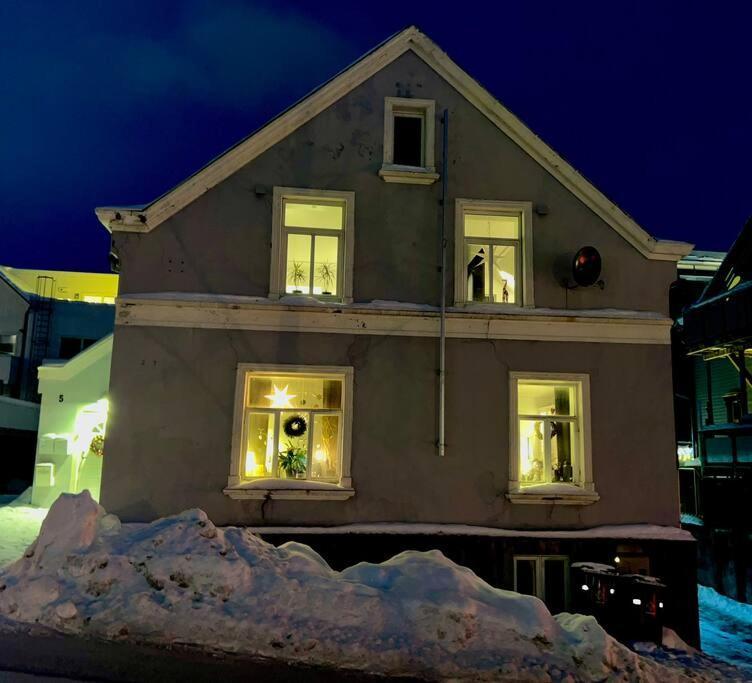 Apartamento I Hjertet Av Nordens Paris. Tromsø Exterior foto