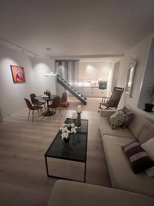 Apartamento I Hjertet Av Nordens Paris. Tromsø Exterior foto
